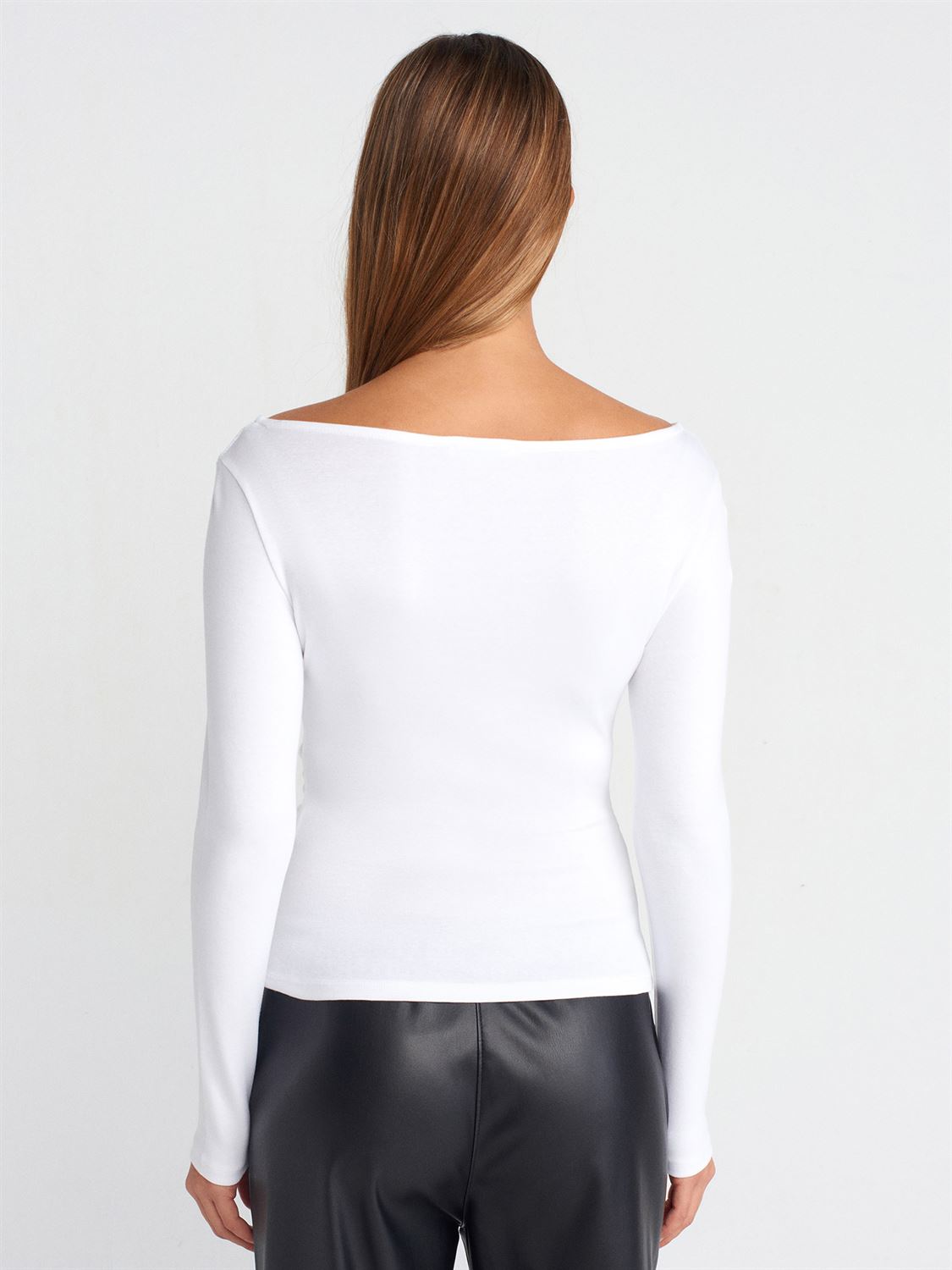 Tight Blouse