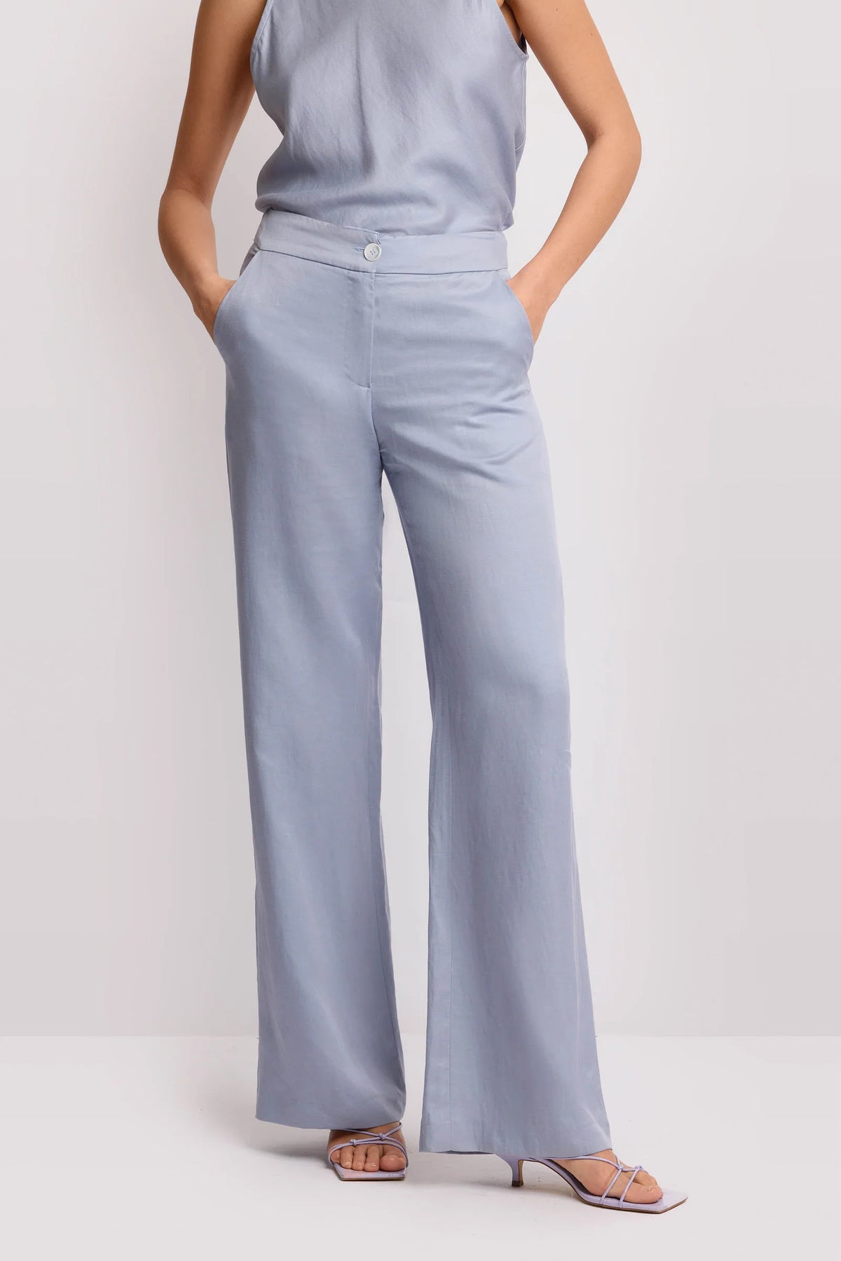 Slim fit long trousers